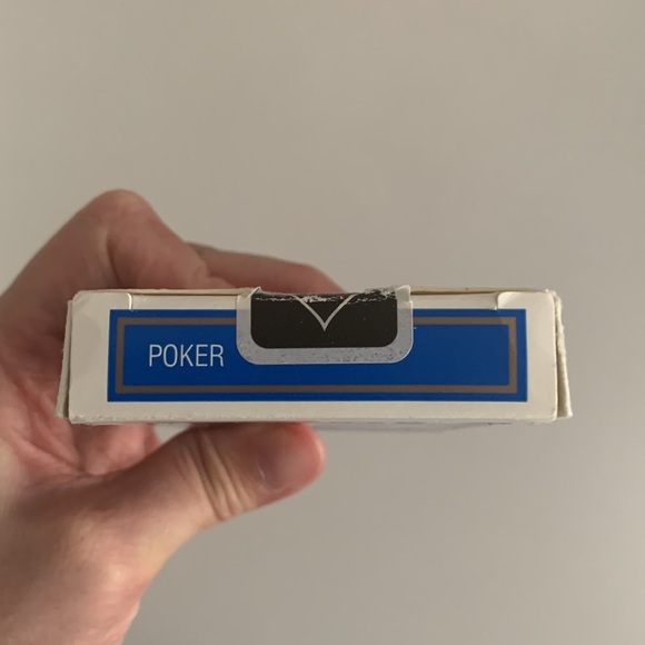 Bicycle playing cards for both kids and adults - Picture 3 of 5